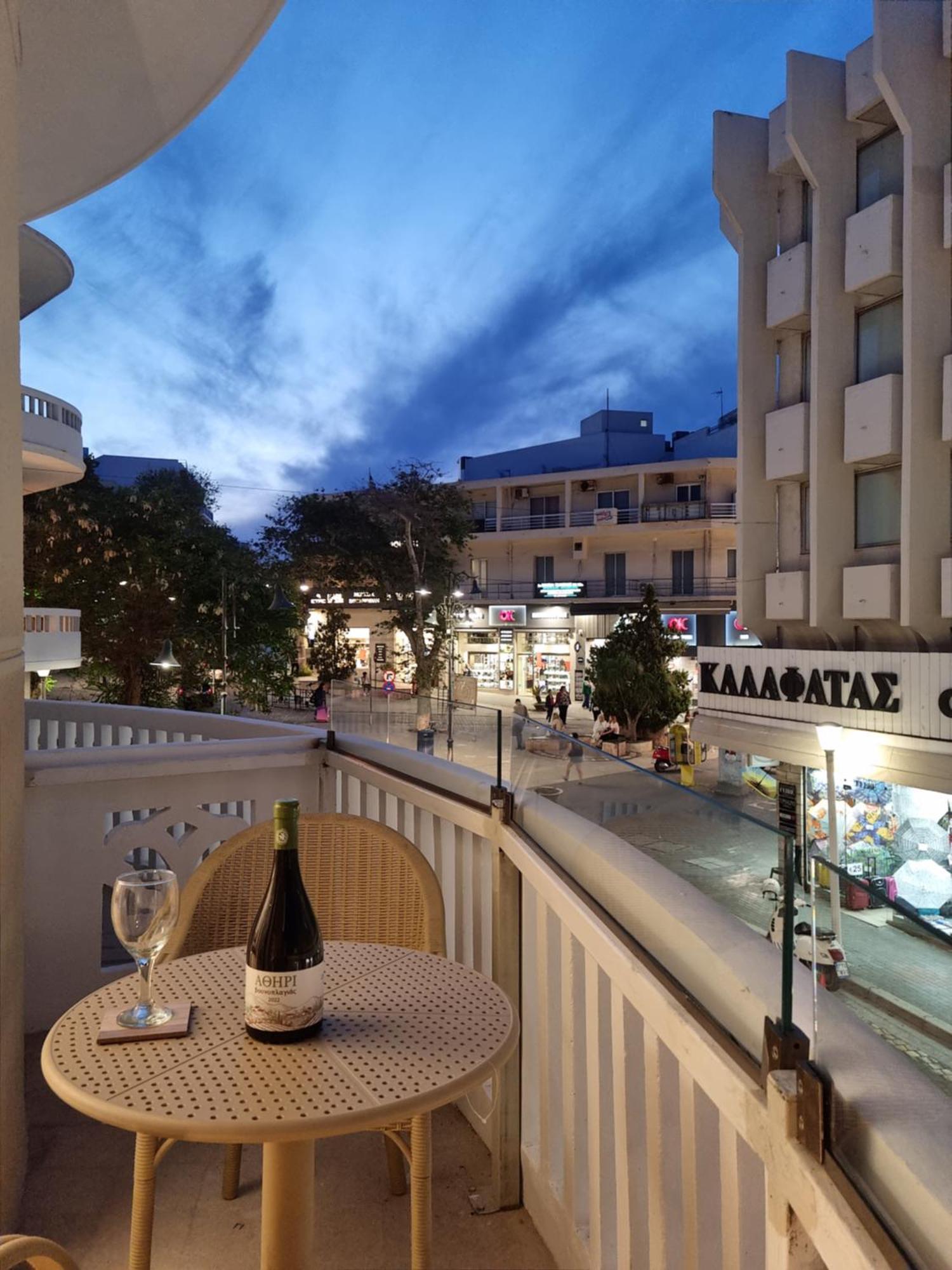 Golden City Center Suites Rhodes City Eksteriør bilde