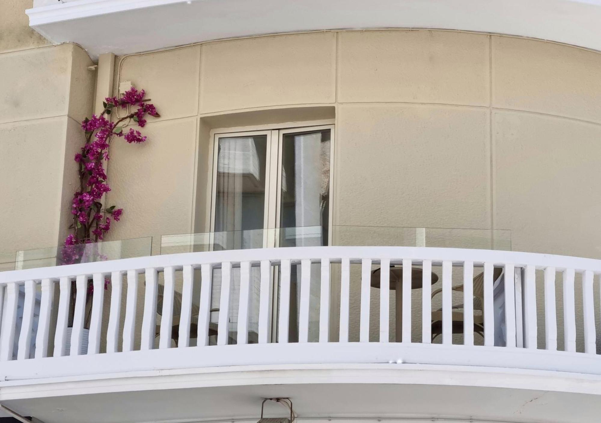 Golden City Center Suites Rhodes City Eksteriør bilde