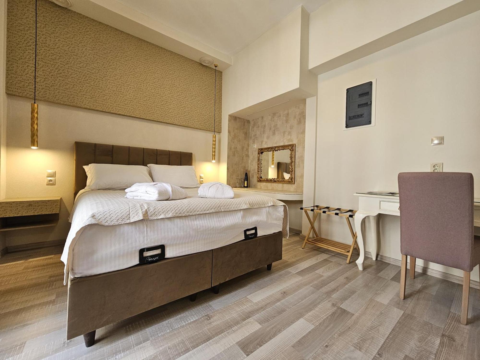 Golden City Center Suites Rhodes City Eksteriør bilde