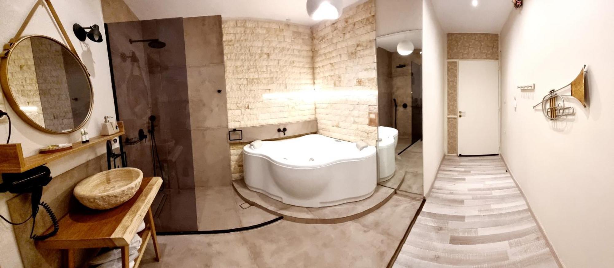 Golden City Center Suites Rhodes City Eksteriør bilde